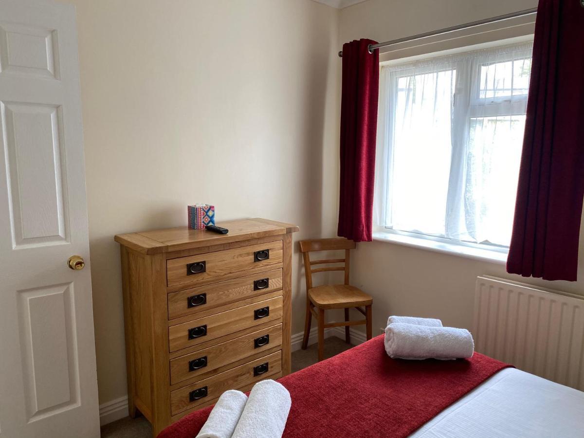 Byways Serviced Apartments Солсбери Экстерьер фото