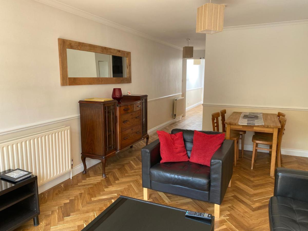 Byways Serviced Apartments Солсбери Экстерьер фото