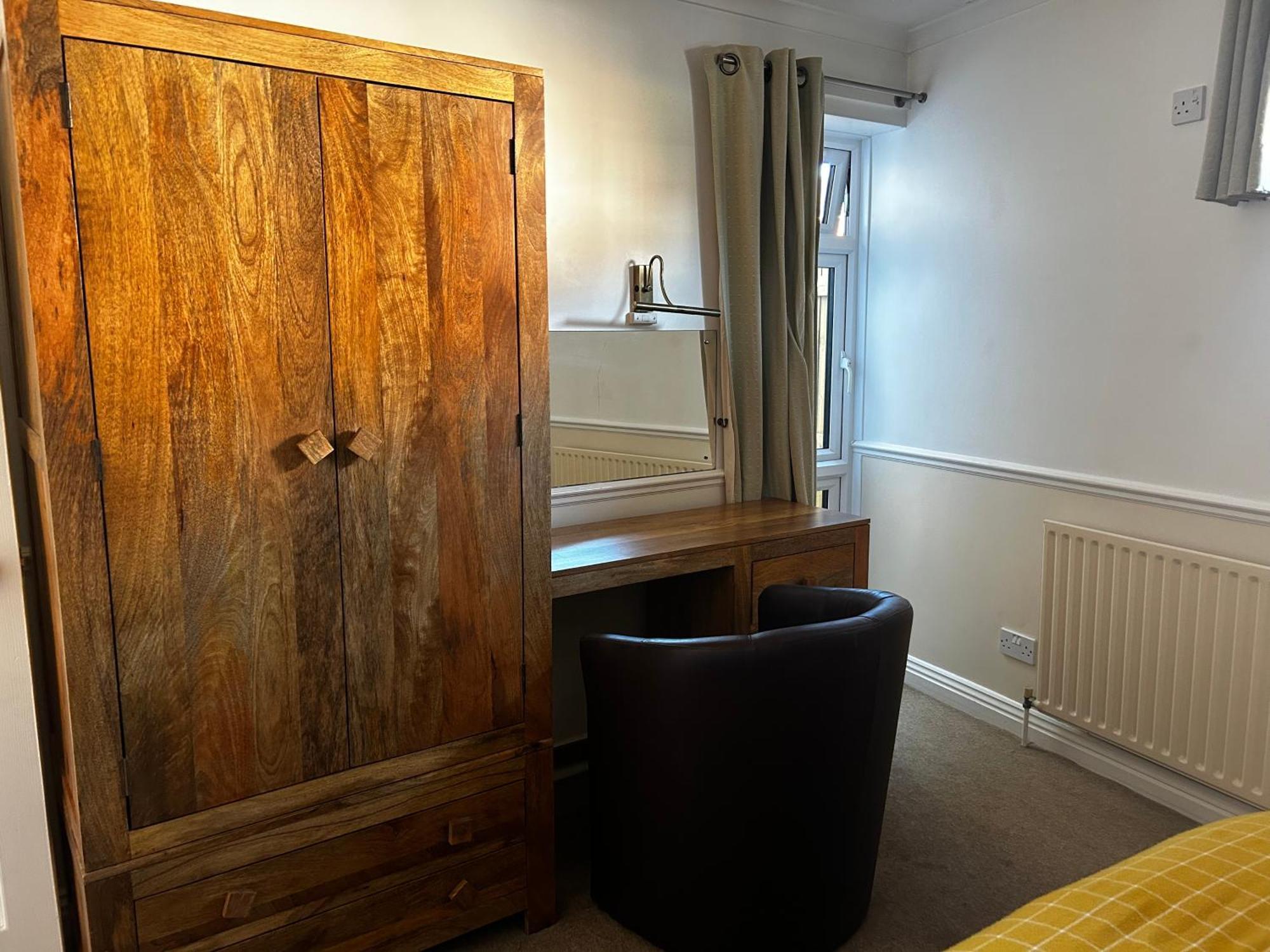 Byways Serviced Apartments Солсбери Экстерьер фото