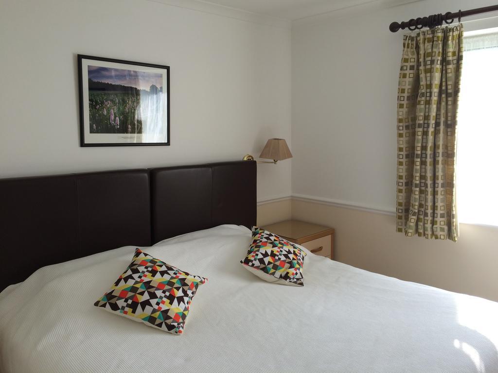 Byways Serviced Apartments Солсбери Номер фото